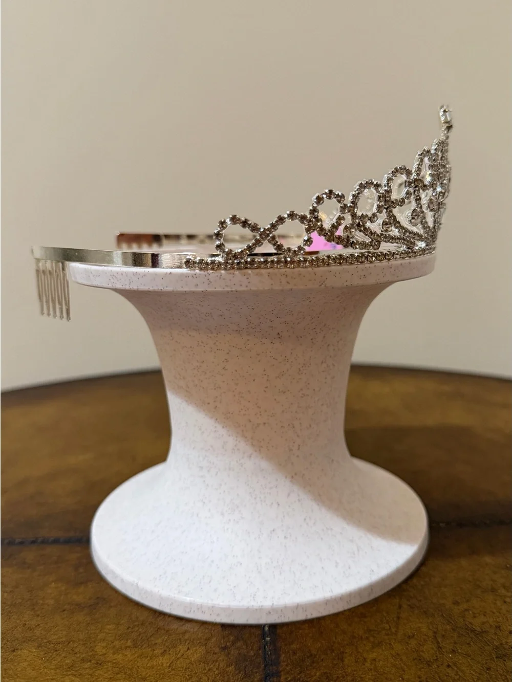 NEW WITH TAGS AUTHENTIC ARRIBAS DISNEY PRINCESS WEDDING PARTY TIARA WITH COMBS 👑